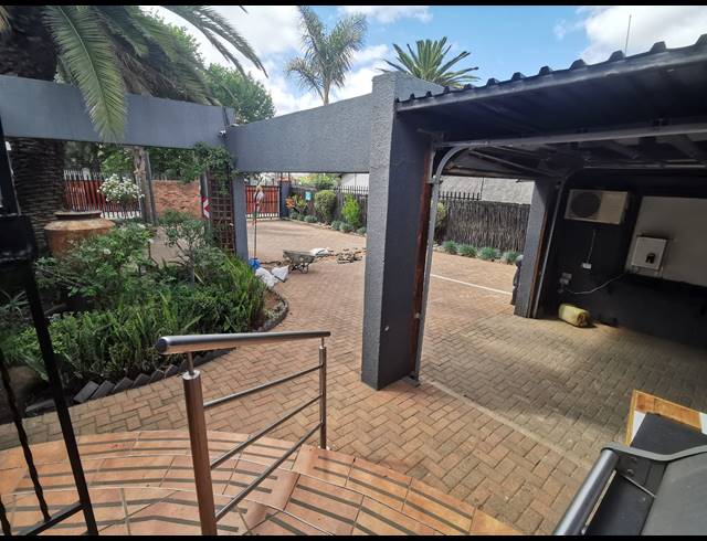 190M² OFFICE TO LET IN BEYERS PARK